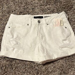 White Aeropostale shorts never worn